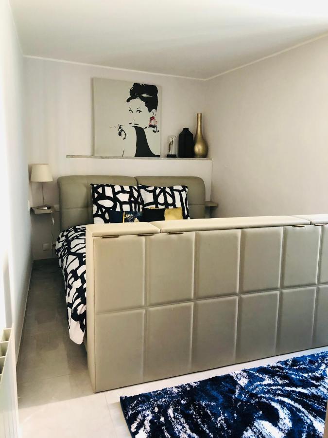 Charming Apartment Near The Beach Villefranche-sur-Mer Exteriör bild